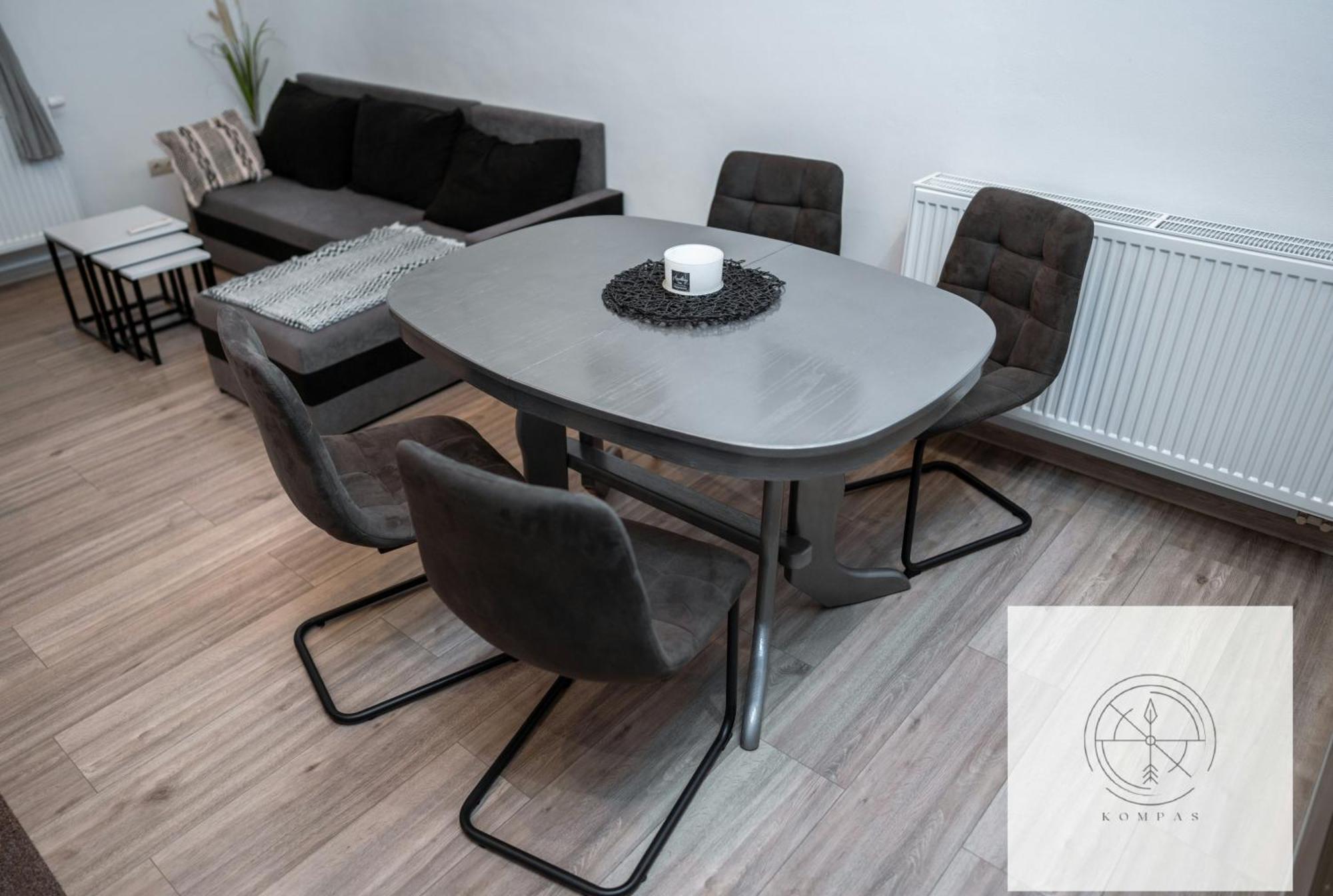Apartment Kompas สปิซเค ปอดราดิเย ภายนอก รูปภาพ