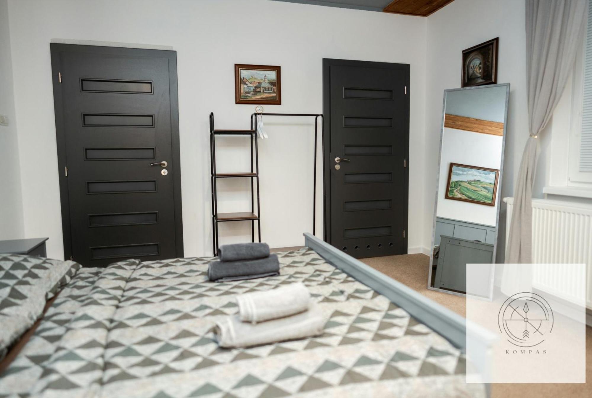 Apartment Kompas สปิซเค ปอดราดิเย ภายนอก รูปภาพ